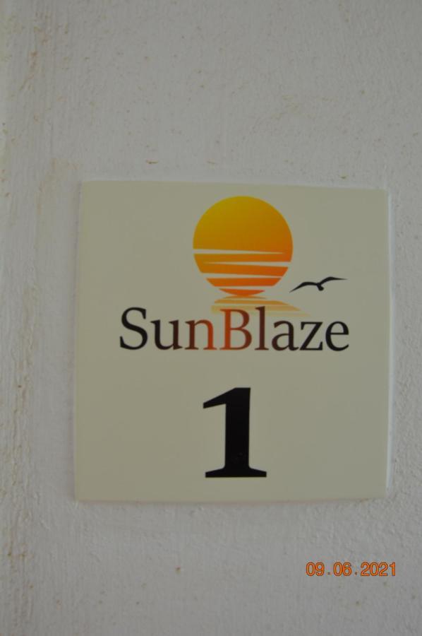 Apartment Sunblaze Studios1 *
